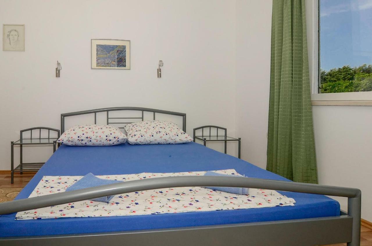 Holiday Home Lovište Екстериор снимка