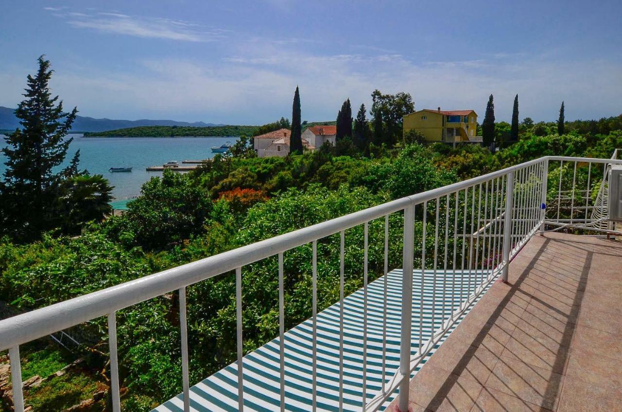 Holiday Home Lovište Екстериор снимка