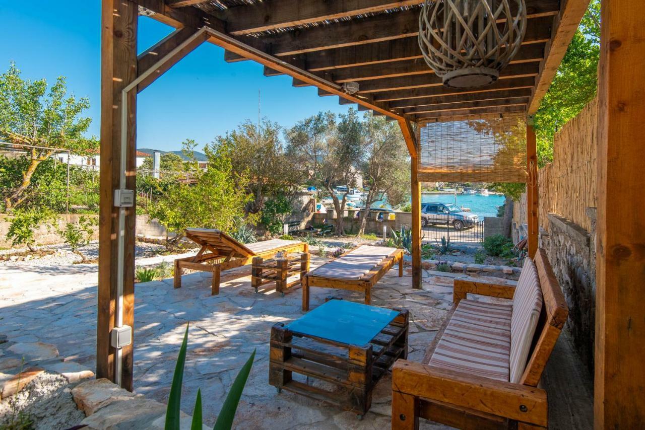 Holiday Home Lovište Екстериор снимка