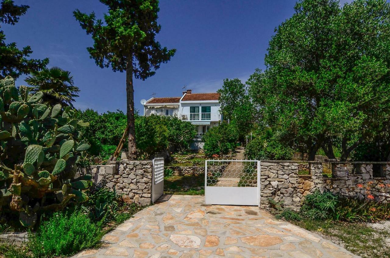 Holiday Home Lovište Екстериор снимка